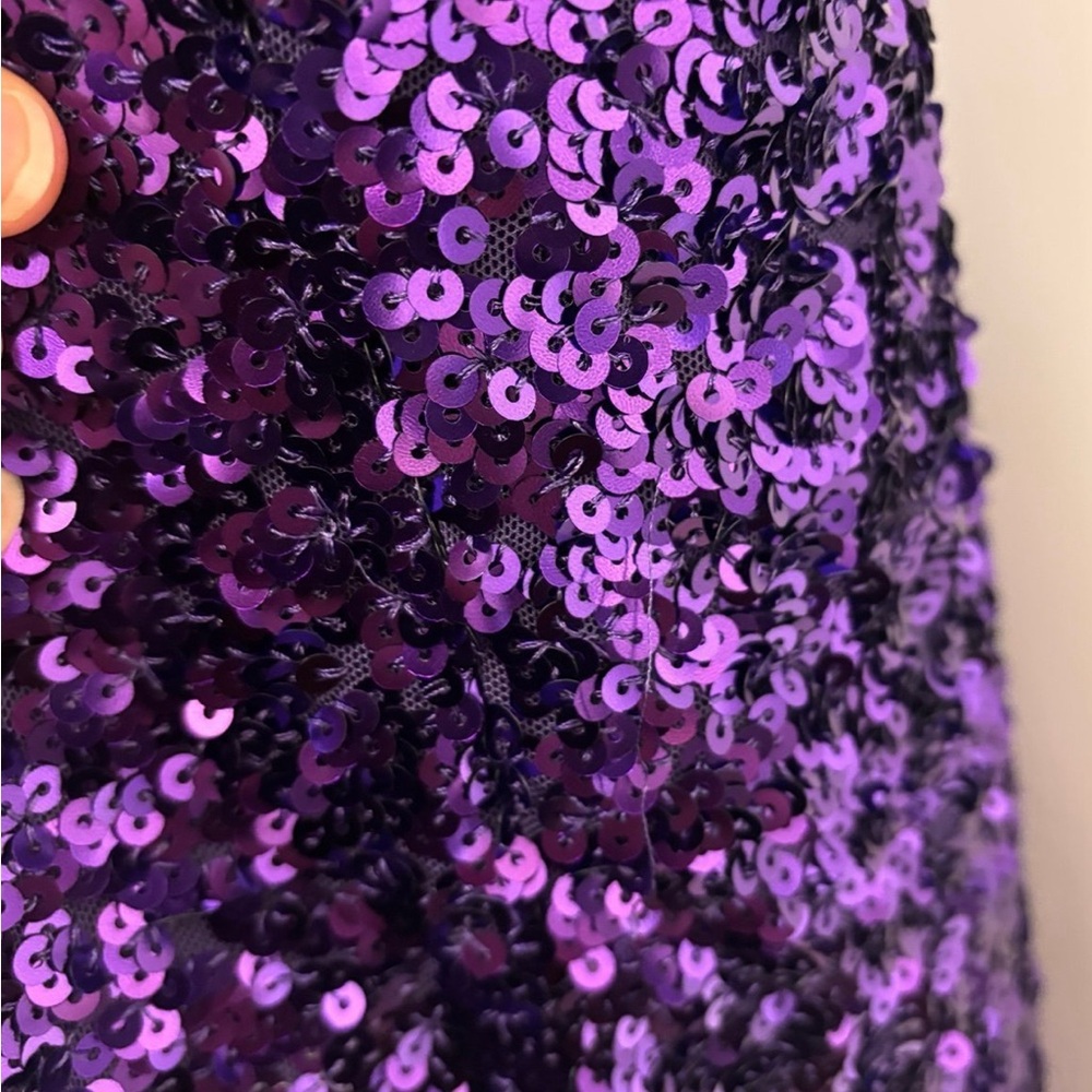 Elegant Purple Sequin Dress - Picture 5 of 8
